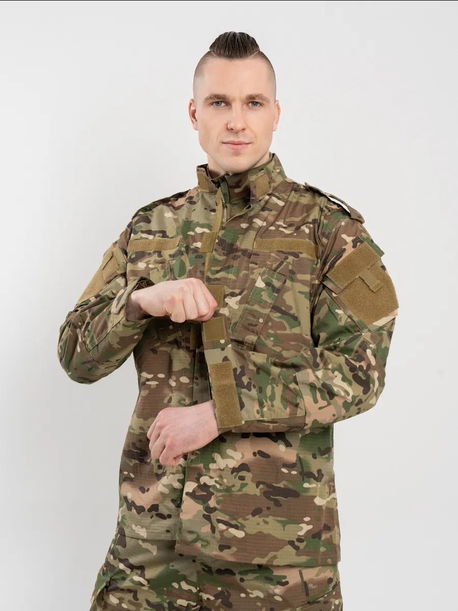 Tenue Militaire Tactique Woodland   – Robustesse et Confort